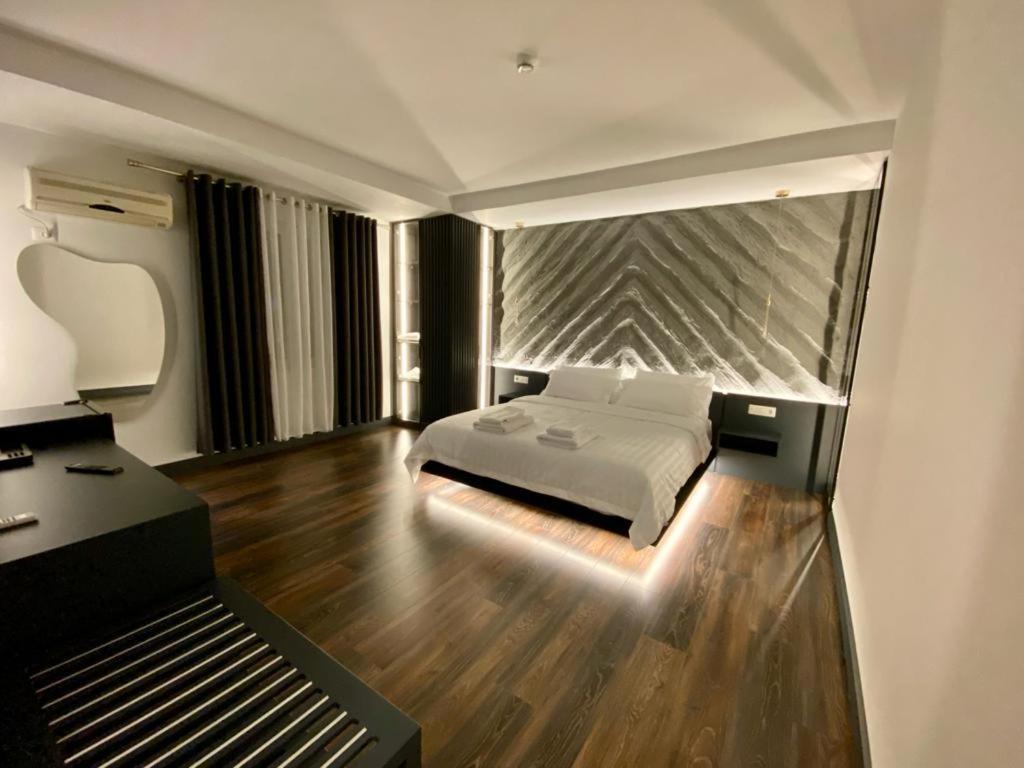 Tirana Central Rooms מראה חיצוני תמונה